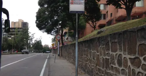 PARADERO SITP BARRIO EL REFUGIO  040A00